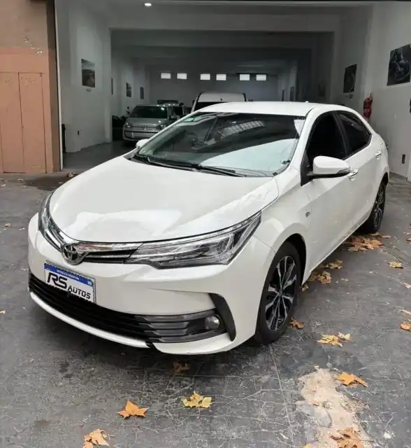 Toyota Corolla 1.8 Se-G Cvt 140Cv 2017 - foto 2