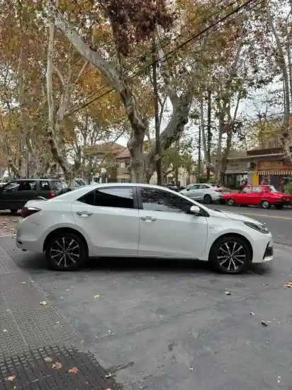 Toyota Corolla 1.8 Se-G Cvt 140Cv 2017 - foto 4