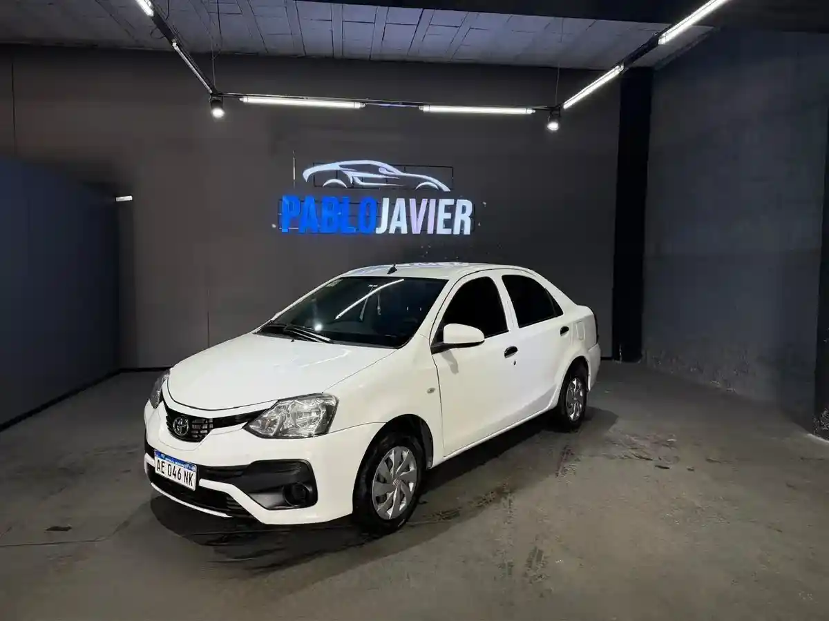 Toyota Etios 1.5 Sedan X 2019 - foto 1