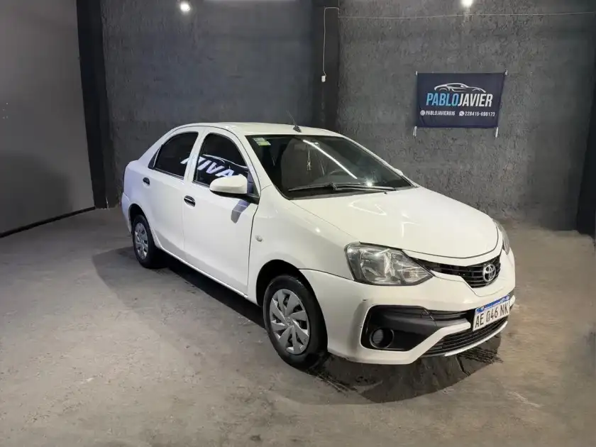 Toyota Etios 1.5 Sedan X 2019 - foto 5