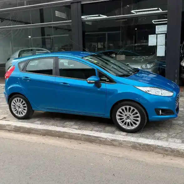 Ford Fiesta Kinetic 1.6 Se 120Cv 2014 - foto 1