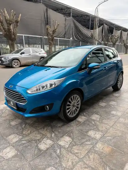 Ford Fiesta Kinetic 1.6 Se 120Cv 2014 - foto 2