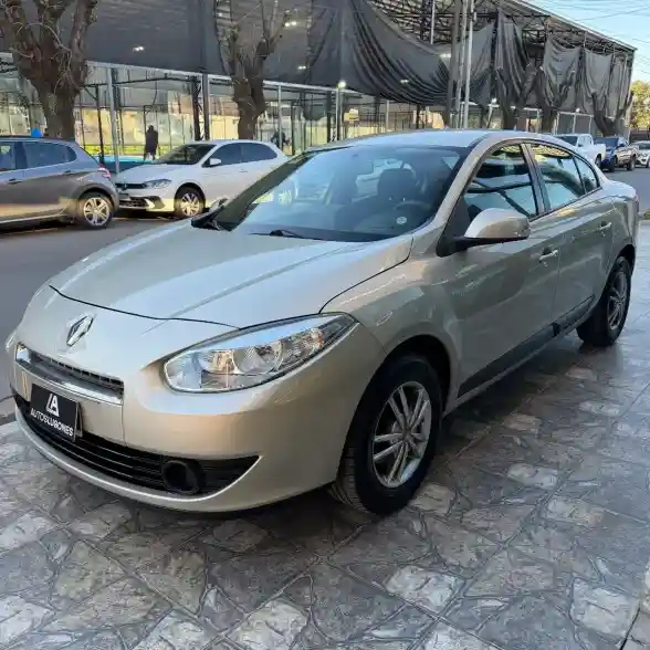 Renault Fluence 1.6 Confort 110Cv 2011 - foto 1