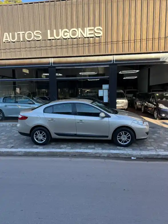 Renault Fluence 1.6 Confort 110Cv 2011 - foto 3