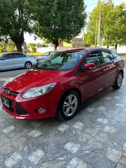 Ford Focus Iii 2.0 Sedan Se Plus At6 2014 - foto 2