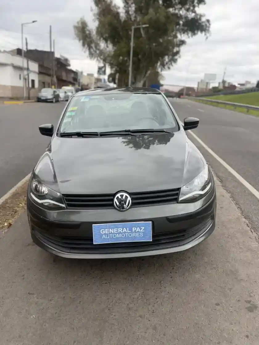 Volkswagen Voyage 1.6 Comfortline 101Cv 2013 - foto 3