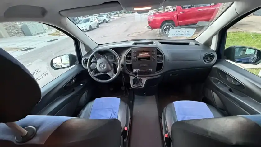 Mercedes-Benz Vito 111 Cdi Furgón Mixto 4 + 1 2017 - foto 4