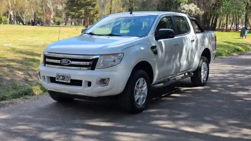 Ford Ranger 3.2 Cd 4X4 Xlt Tdci 200Cv At 2015 - foto 1