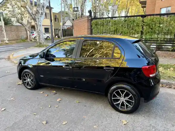 Volkswagen Gol Trend 1.6 Trendline 101Cv 2016 - foto 3