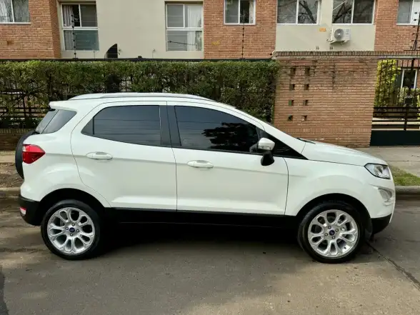 Ford Ecosport 1.5 Titanium 123Cv 4X2 2021 - foto 5