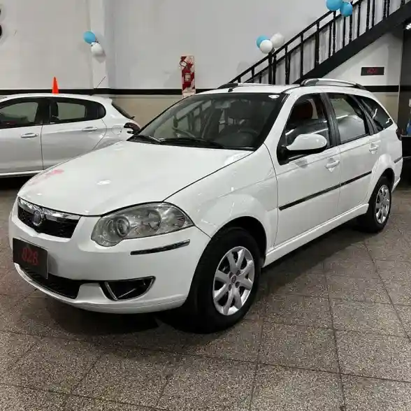 Fiat Palio 1.4 Weekend Attractive 87Cv 2013 - foto 1