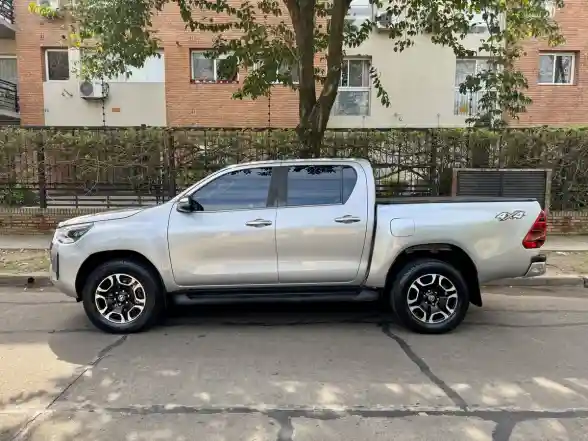 Toyota Hilux Pick-Up 2.8 Cd Srx 204Cv 4X4 At 2021 - foto 5