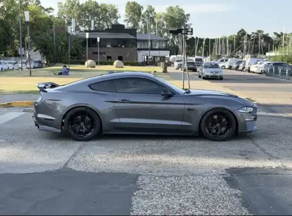 Ford Mustang 5.0 Gt 466Cv 2021 - foto 4