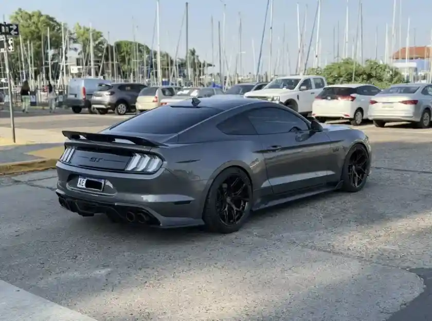 Ford Mustang 5.0 Gt 466Cv 2021 - foto 5