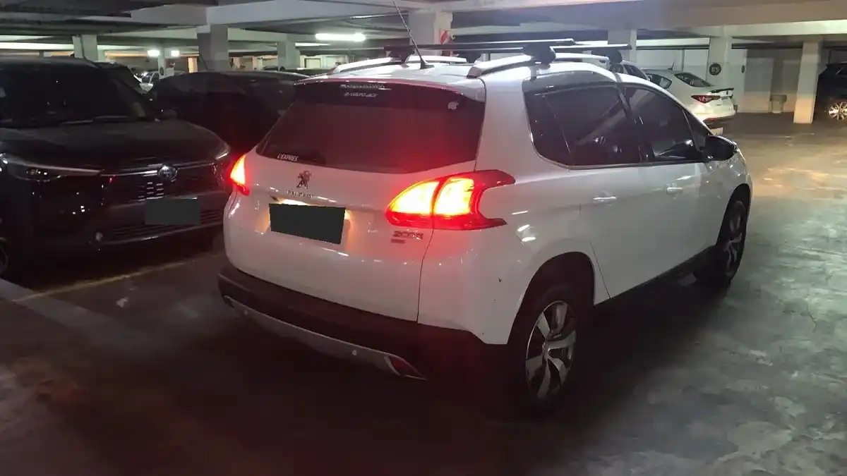 Peugeot 2008 1.6 Thp Sport 2018 - foto 3