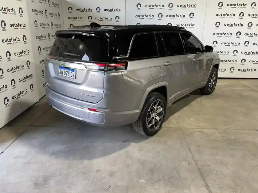 Jeep Commander 2.0 T 4X4 Overland At9 L25 2025 - foto 4