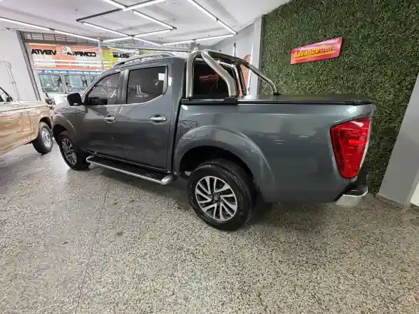Nissan Frontier 2.3 Le Cd 4X4 At 2020 - foto 4