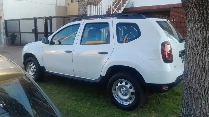 Renault Duster 1.6 Ph2 4X2 Expression 110Cv 2016 - foto 4