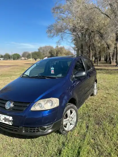 Volkswagen Suran 1.6 I Trendline 80B 2008 - foto 1
