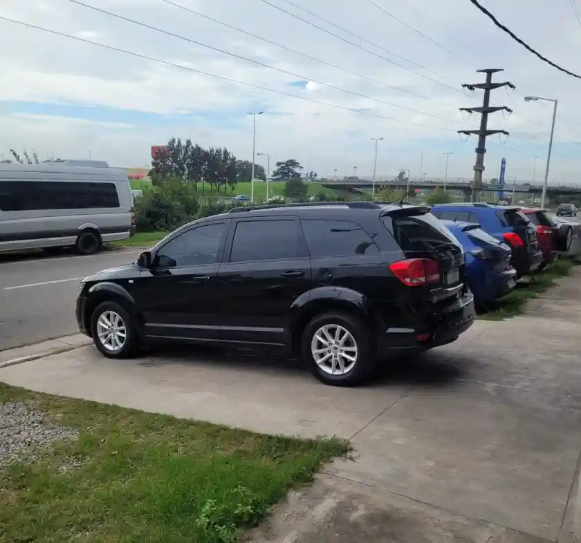 Dodge Journey 2.4 Sxt 170Cv (Techo, Dvd, Nav) 2017 - foto 4