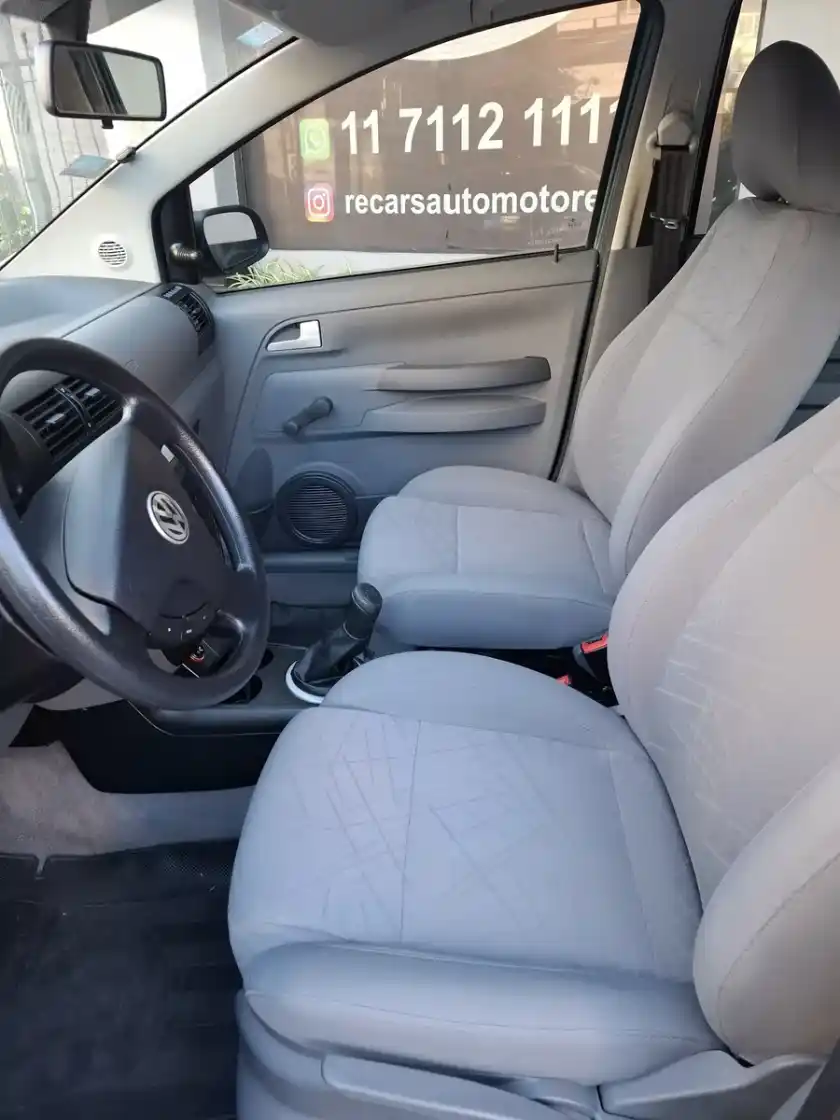 Volkswagen Suran 1.6 I Comfortline 80A 2008 - foto 4
