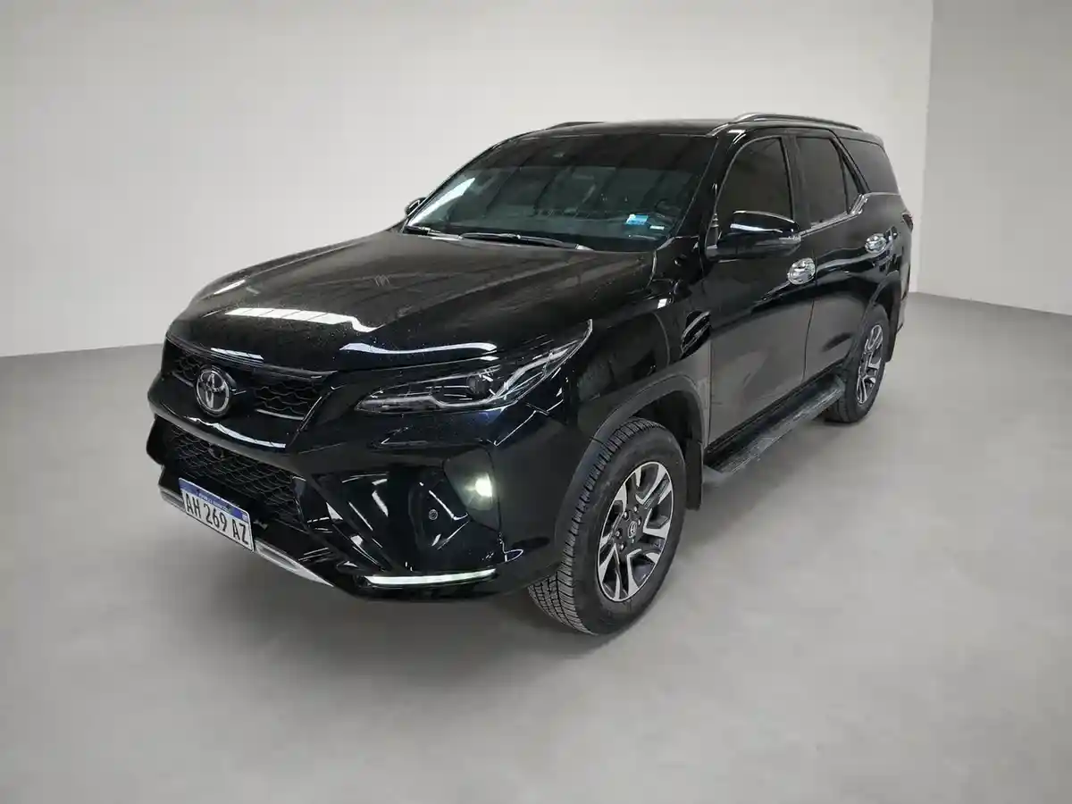 Toyota Sw4 Tdi Srx Aut L/24 2025 - foto 1