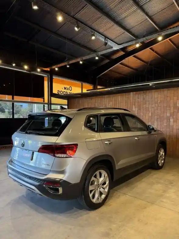 Volkswagen Taos 1.4 250 Tsi Comfortline Tiptronic L23 2023 - foto 4