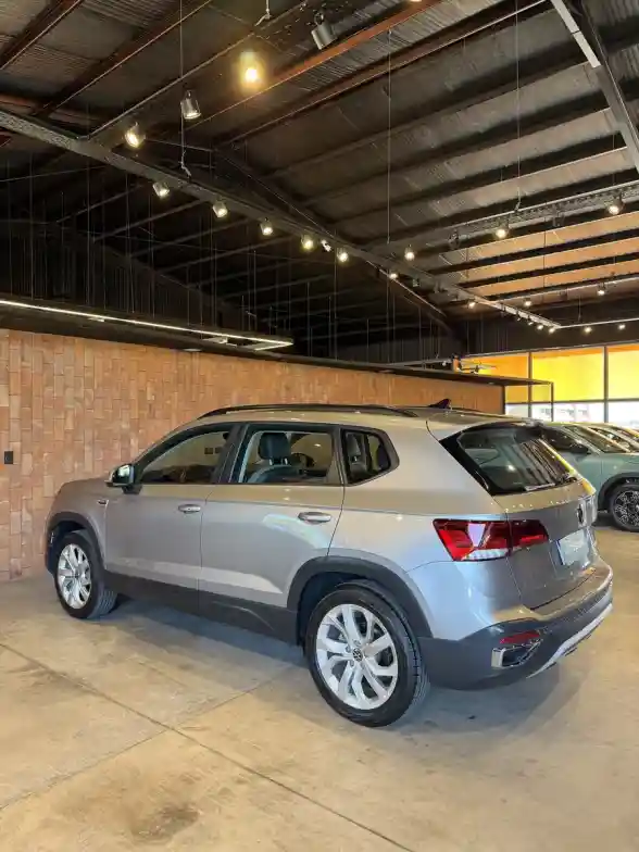 Volkswagen Taos 1.4 250 Tsi Comfortline Tiptronic L23 2023 - foto 5