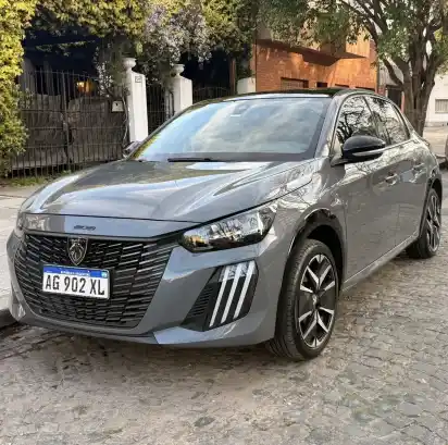 Peugeot 208 1.0 T200 Gt Cvt 2024 - foto 1