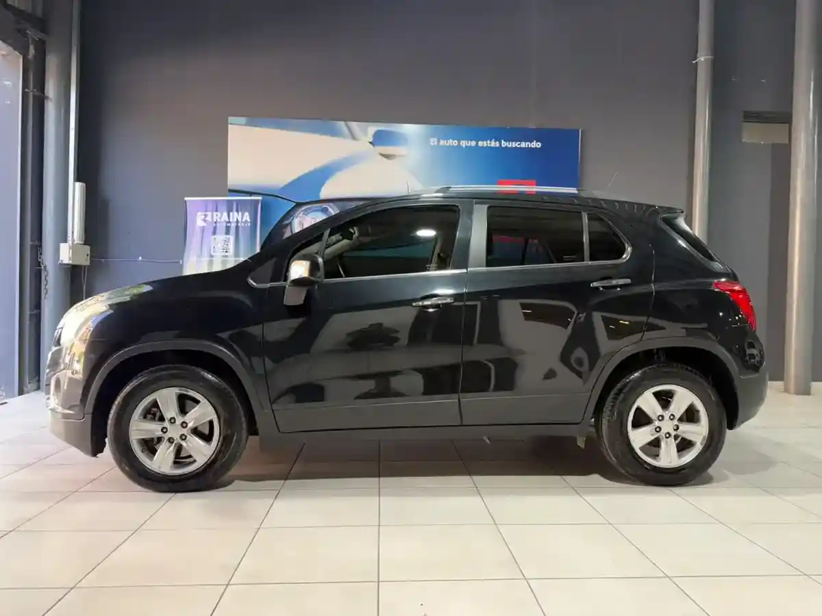 Chevrolet Tracker 1.8 Ltz Fwd Mt 140Cv 2014 - foto 3
