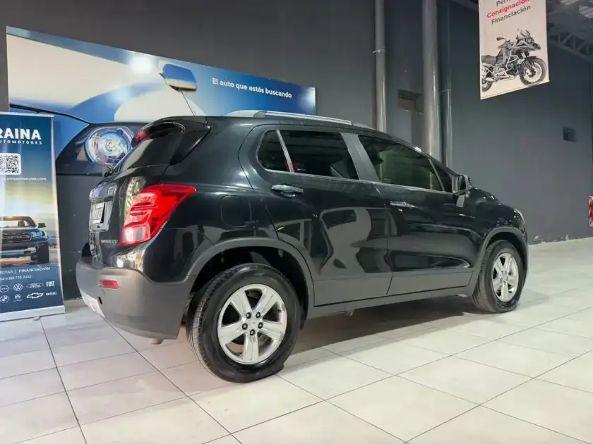 Chevrolet Tracker 1.8 Ltz Fwd Mt 140Cv 2014 - foto 5