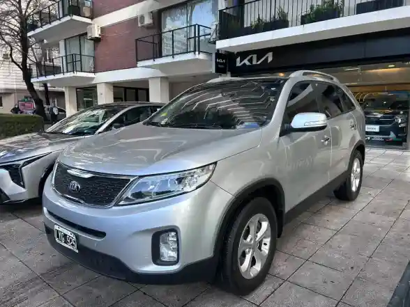 Kia Sorento 2.4 Ex 4X2 6At 2012 - foto 1
