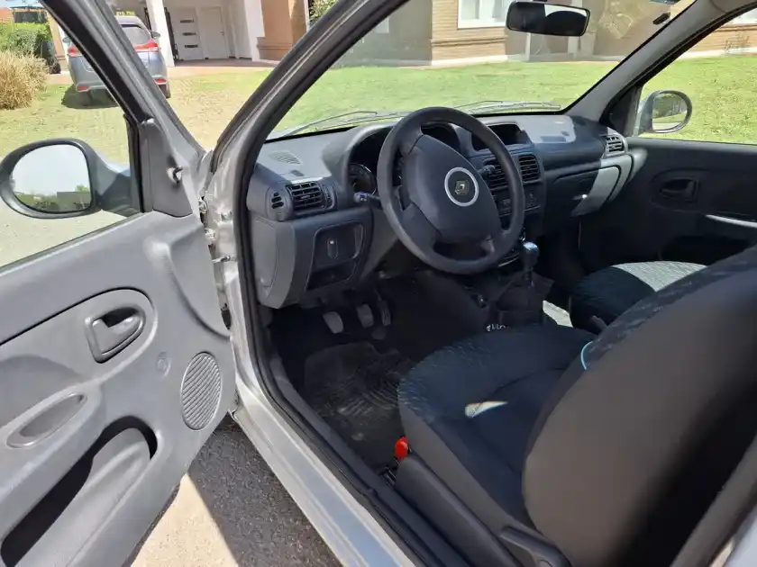 Renault Clio Mío 1.2 Confort Pack Sat 3P 2016 - foto 4