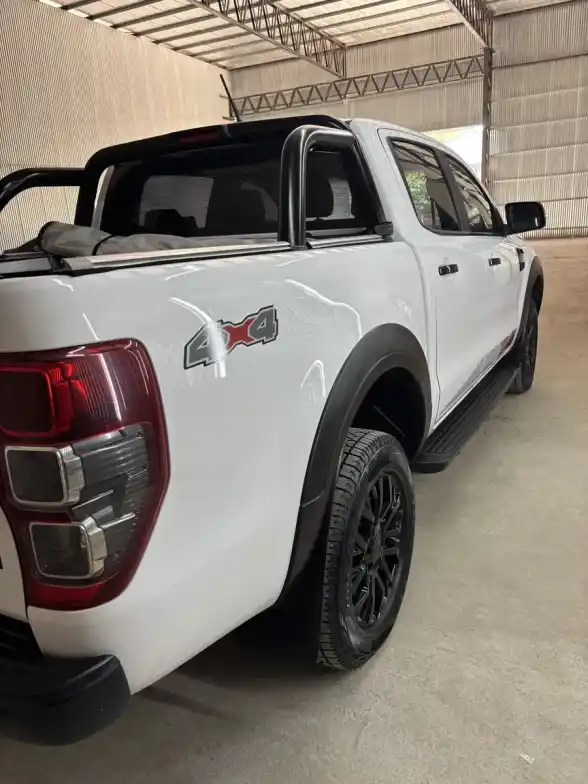 Ford Ranger 3.2 Cd Limited Tdci 200Cv Automática 2023 - foto 3