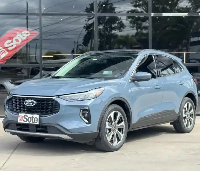 Ford Kuga 2.5 Platinum Híbrido Awd 2023 - foto 1