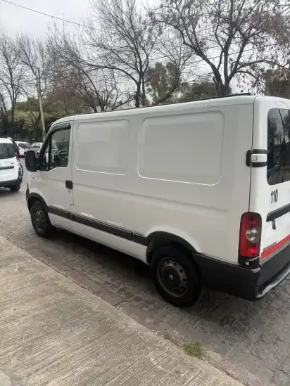 Renault Master 2.5 Ph3 Dci120 L1H1 Pkcn Furgon Corto 2011 - foto 4
