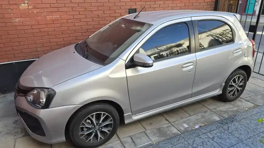Toyota Etios 1.5 Xls My19 2019 - foto 2