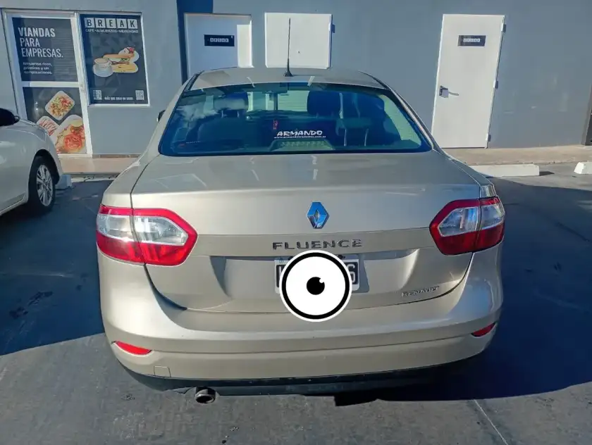 Renault Fluence 1.6 Confort 110Cv 2011 - foto 2