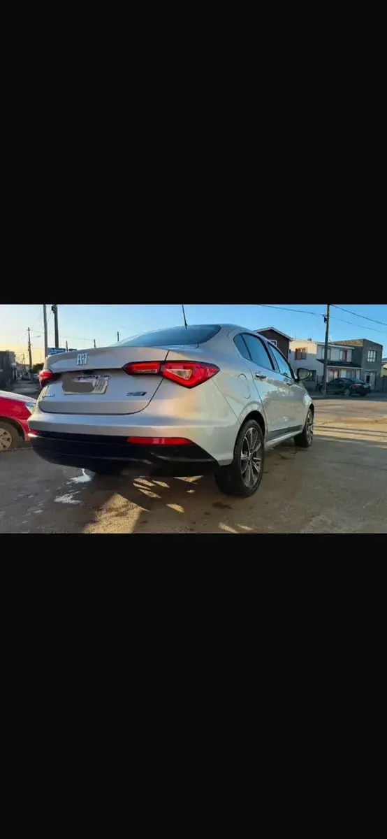 Fiat Cronos 1.8 16V Precision 2022 - foto 3