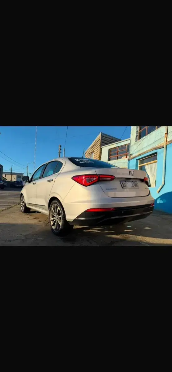 Fiat Cronos 1.8 16V Precision 2022 - foto 4