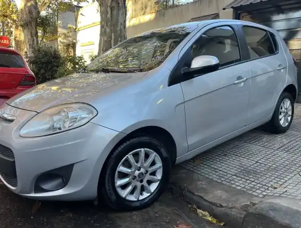 Fiat Palio 1.4 Attractive 85Cv C/Pack Seguridad 2013 - foto 1