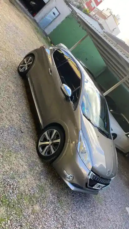 Peugeot 208 1.6 Xy 2014 - foto 3