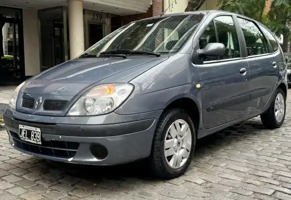 Renault Scénic 1.6L 16V Confort 2010 - foto 1