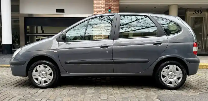 Renault Scénic 1.6L 16V Confort 2010 - foto 5