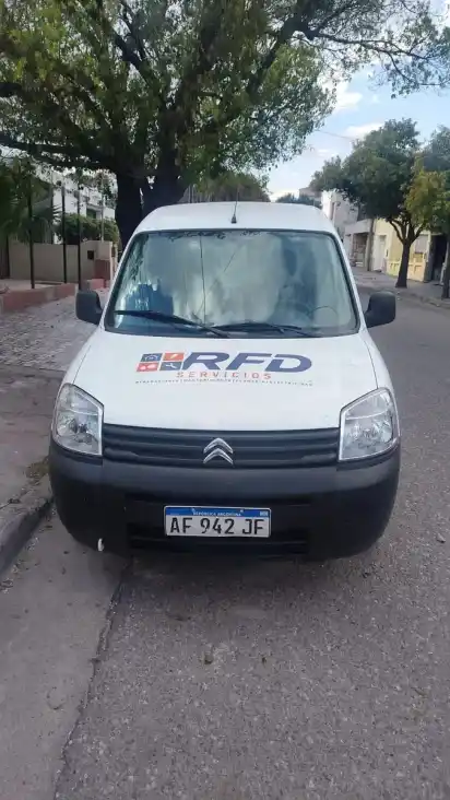 Citroën Berlingo Furgon 1.6 Vti 115 Business 2023 - foto 3