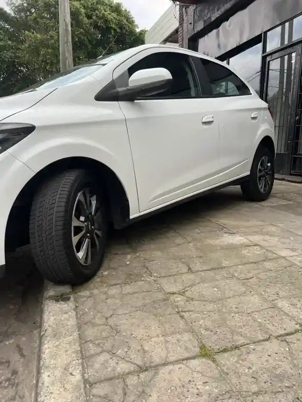 Chevrolet Onix 1.4 Ltz At 98Cv 2016 - foto 5