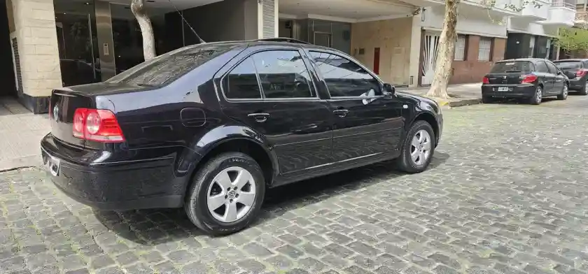 Volkswagen Bora 2.0 Trendline 115Cv 2010 - foto 3