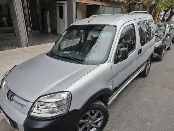 Peugeot Partner Patagónica 1.6 Hdi Vtc Plus 92 2021 - foto 1