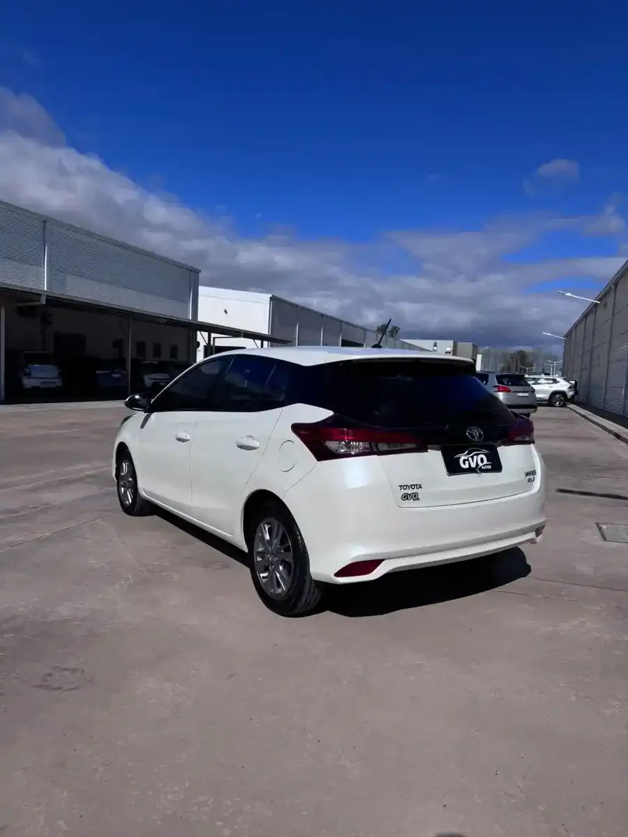 Toyota Yaris 1.5 107Cv Xls Cvt 2020 - foto 4