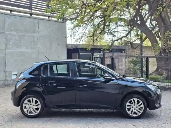 Peugeot 208 1.6 Active Pack Tiptronic 2023 - foto 5